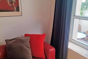 تختخواب و صبحانه ô Anges