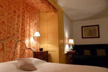 تختخواب و صبحانه Le Logis Du Jerzual