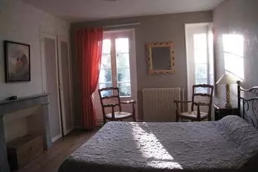 Aamiaismajoitus (B&B) Chambres D Hôtes Closerie Du Guilhat