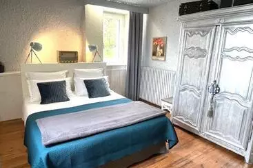 تختخواب و صبحانه Maison D Hôtes Et Gîtes La Chouannerie à Côté Du Parc Du Puy Dufou