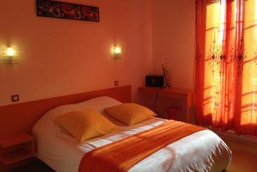 Отель Family Hôtel