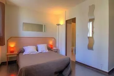 ホテル Logis Hôtel Restaurant Le Drakkar