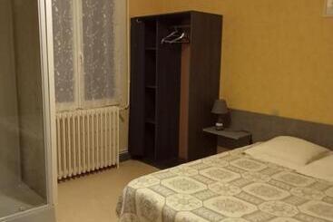 ホテル Hôtel Restaurant De La Gare