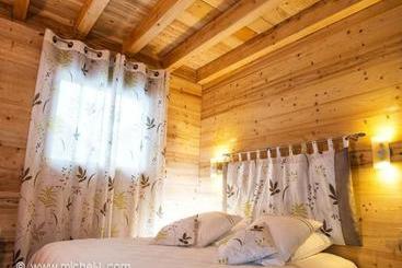 آپارتمان‌های توریست‌ها Les Chalets Des Chatelminés
