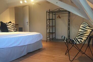 تختخواب و صبحانه Bienvenue Chez Nous