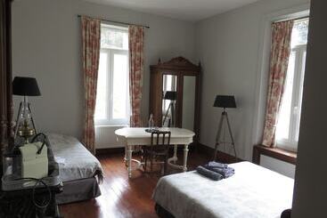 ベッドアンドブレックファースト Chateau De Bonnevaux