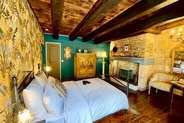 Nocleg ze śniadaniem Le Colombier De Cyrano Et Roxane