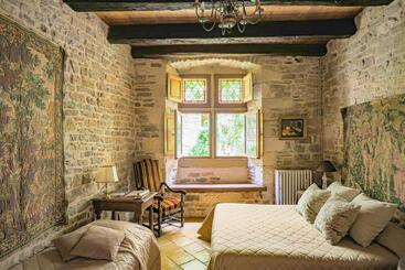 مبيت وإفطار La Maison Bakéa