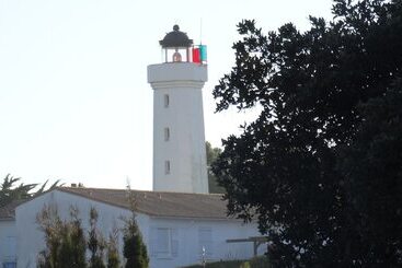 فندق Au Petit Bonheur