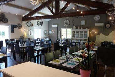 Отель L Horloge Gourmande