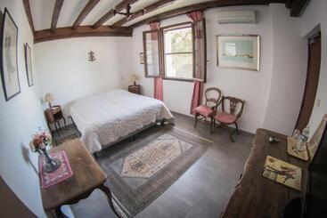 هتل Lou Mas Dou Juge