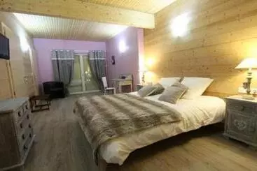 تختخواب و صبحانه Chambres D'hôtes Couleurs Bois & Spa