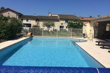 Bed and Breakfast Les Chenets