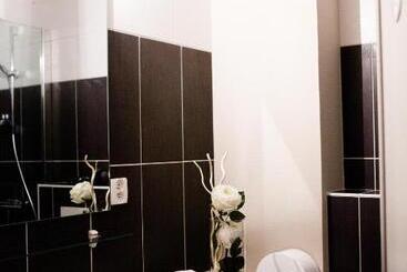 Отель Abat Jour