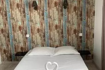 Hotel Auberge Des Toques