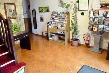 Otel Le Petit Chaperon Rouge