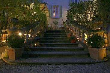 Hotel Une Autre Maison