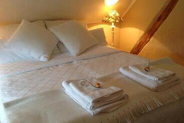 All Seasons Bed & Breakfast