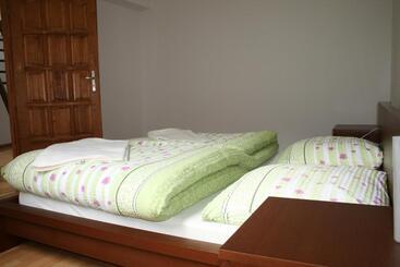 Отель Am Bahnhof