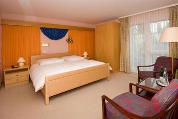 בית מלון כפרי Ascona