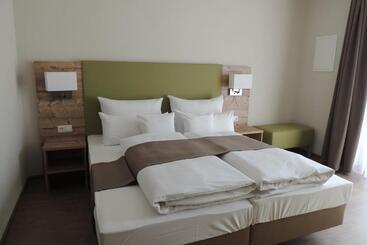 Hotelli Gasthof Neue Post