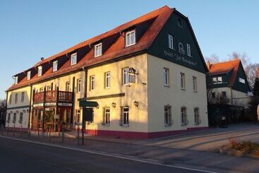 Gasthof Und Landhotel Zur Ausspanne