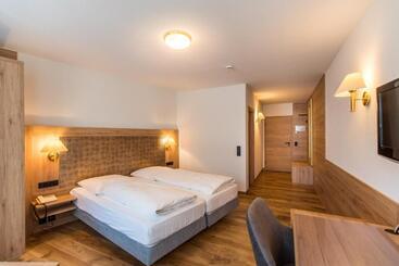 Отель Restaurant Heiligenstadter Hof