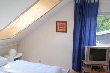 Weinhaus Steppe Hotel 3superior Und Weinstube