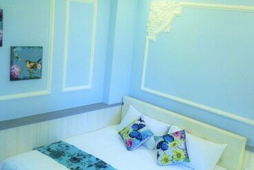 تختخواب و صبحانه Happy Valley Homestay