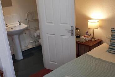 مبيت وإفطار Benslow Music