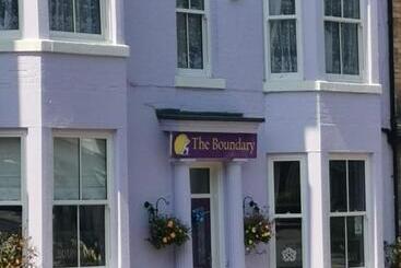 مبيت وإفطار The Boundary