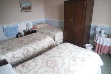 Bed and Breakfast The Fieldings