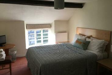 مبيت وإفطار The Queen