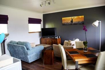 관광객 아파트 Drumdelgie Cottages