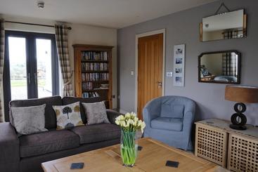 צימר Canaston Oaks