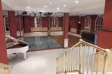 호텔 The Mansefield