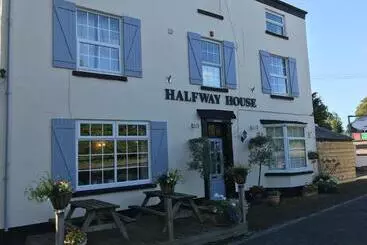 Aamiaismajoitus (B&B) Halfway House