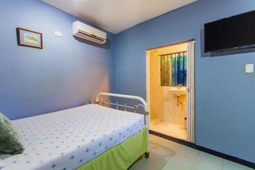 تختخواب و صبحانه Mauricio Babilonia