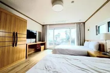 ホテル Dombe Resort