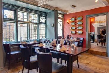 酒店 The Ancient Gatehouse & Rugantino Restaurant