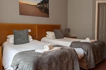 هتل The Earl Of Derby