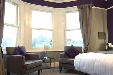 The 25 Boutique B&b Adults Only