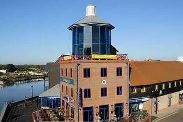 Yha Littlehampton   Hostel