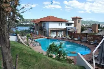 Hotel Tagore Suites