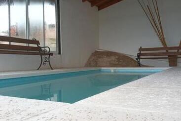 호텔 Tagore Suites