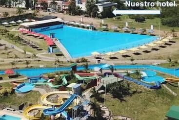 هتل Y Spa Termas Del Este