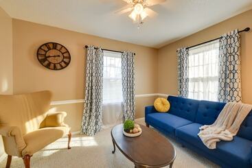 קוטג'' Charming Emporia Home W/ Deck & Patio!