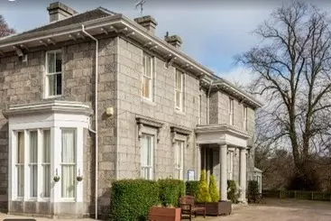 پانسیون Woodside House