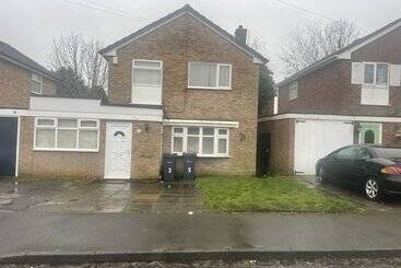 Residência 4 Bed Comfy House In Birmingham