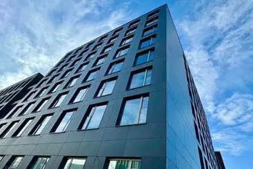 هتل The Base Munich